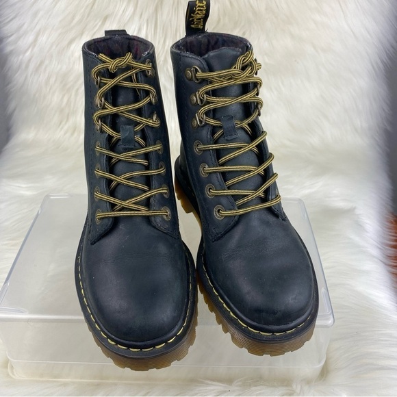 DR.MARTENS LUANA AIR WAIR BOOTS LACEUP SIZE 5 Woman - Picture 1 of 9
